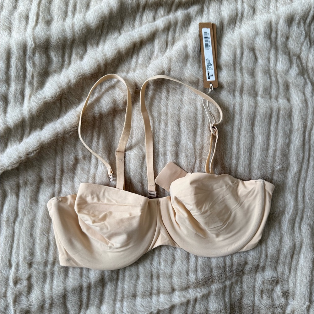 SKIMS Cream Women's Bra